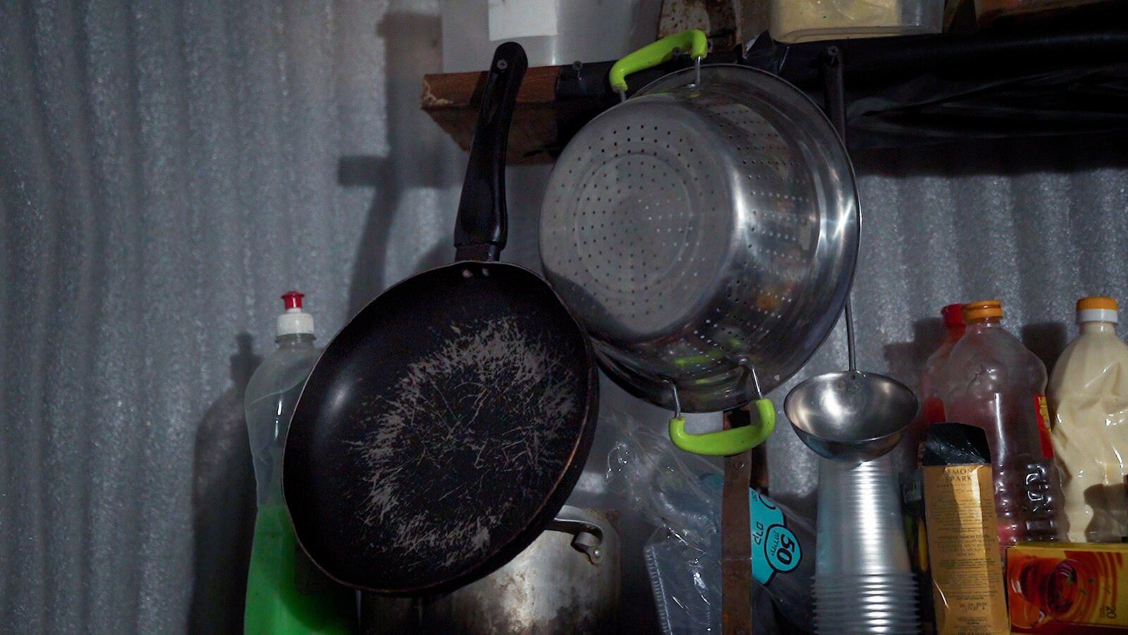 Між руїнами та повітряними кульками6