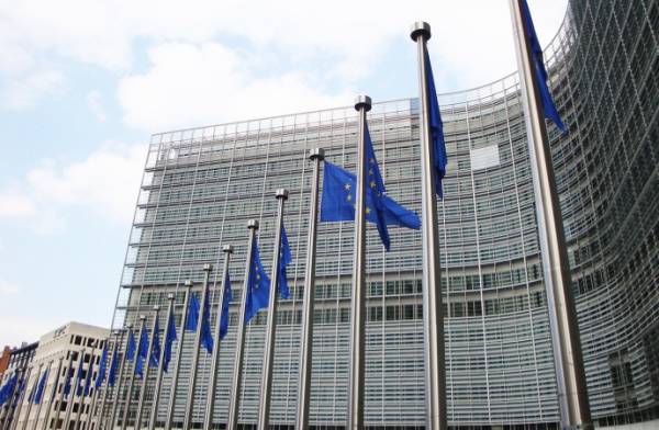 Україна просить ЄС про 220 мільйонів євро для підтримки аграріїв від блокади портів