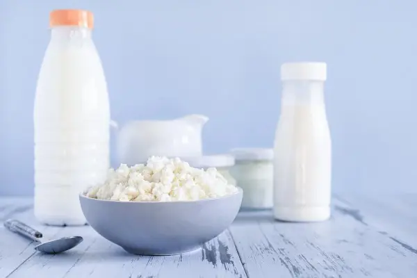 Жирні молочні продукти: вчені спростовують міфи про шкоду