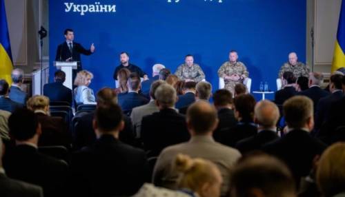 Українські дипломати зустрілися з військовими командирами та керівниками розвідки для робочих обговорень.