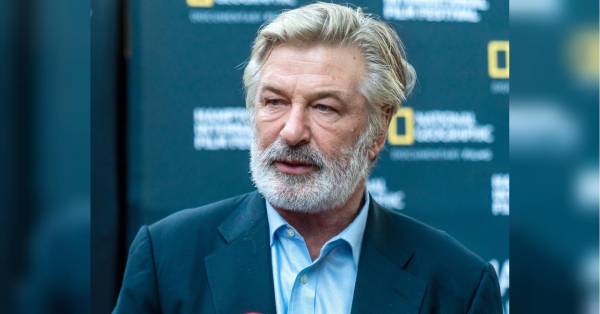 Алек Болдвін зізнався, як не зміг додзвонитися Тому Крузу