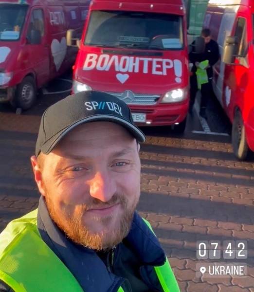 ФСБ шантажує волонтера Пуришева, вимагаючи співпраці задля порятунку сина з росії