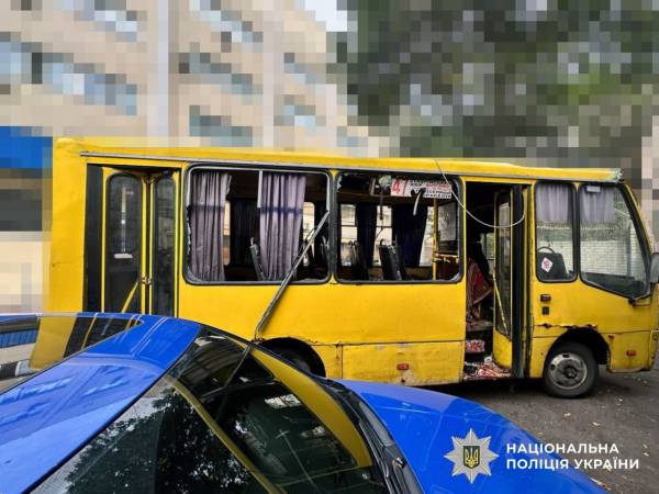 Російський дрон атакував маршрутку на Херсонщині: четверо загиблих, п’ятеро поранених