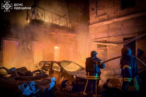 Під час обстрілу на Одещині постраждав дитячий автобус