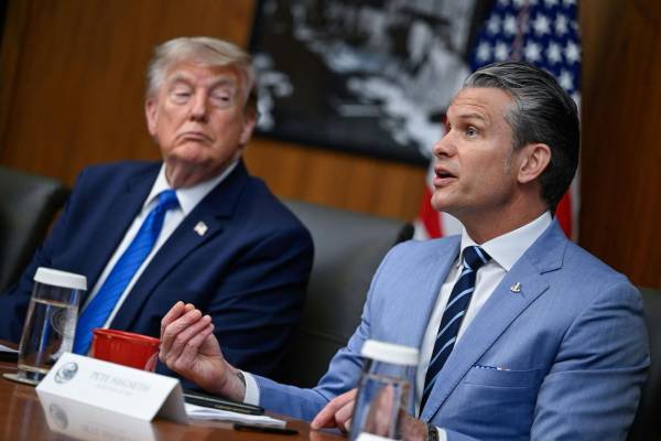 Трамп тиснув на Гегсета через брак ракет для ППО