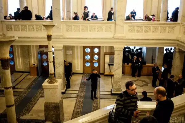 Рада демонструє прогрес у відкритій роботі для медіа, але цього замало