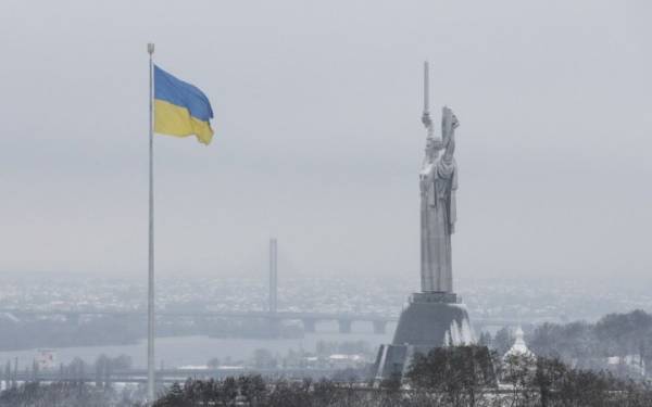 УІНП окреслив правила використання Державного прапора