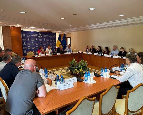 Медичний канабіс: парламентський комітет оцінив перші результати впровадження системи обігу