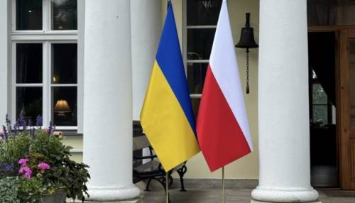 Український консул навідав співвласника CEO Club Ukraine, затриманого у Польщі.