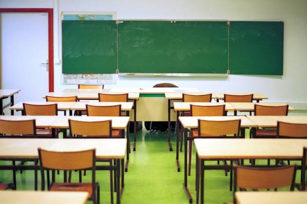 Київські школи переходять на новий формат навчання через повітряні тривоги