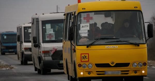 З 16 громад Дніпровщини евакуюють сім’ї з дітьми