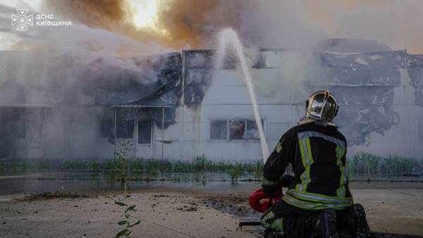 Вісім людей травмовано на Київщині через російську атаку