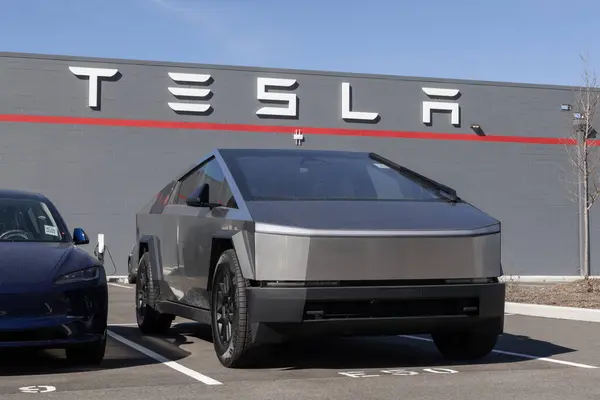 Tesla підвищила ціну на Cybertruck на $5 тисяч