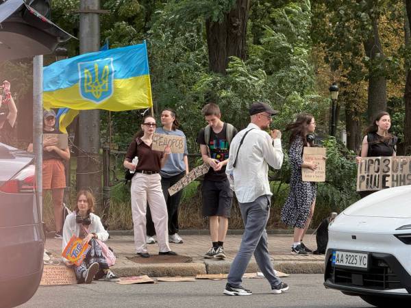 Мітингувальники біля Ради виступили проти кадрових рішень в уряді