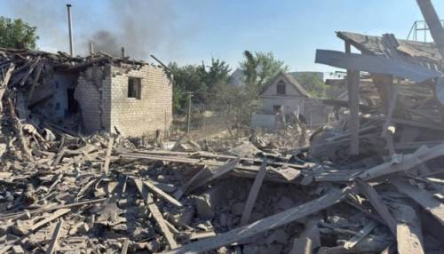 У Запоріжжі російські війська завдали удару КАБом, загинула цивільна особа.