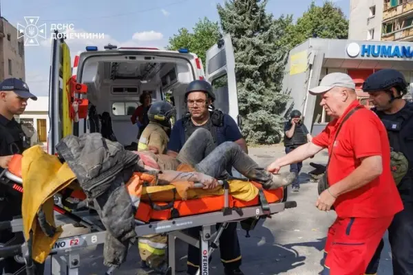 Росія скинула на Краматорськ дев’ять авіабомб: одна людина загинула