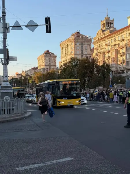 Кияни вимагають повернення Федорова в Міноборони