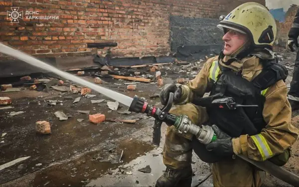Харків: дрон атакував АЗС біля житлових будинків