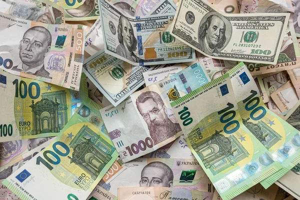 НБУ перерахує курс гривні до євро з 1 вересня