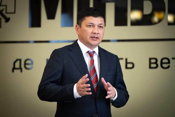 Кім анонсував аудит будівництва Національного військового меморіалу