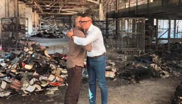 Міністр культури Литви відвідав знищений Росією книжковий склад у Харкові