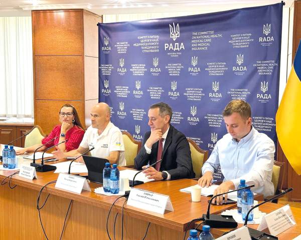 Українці чекають на ліки з медичного канабісу: закон діє, але доступ обмежений