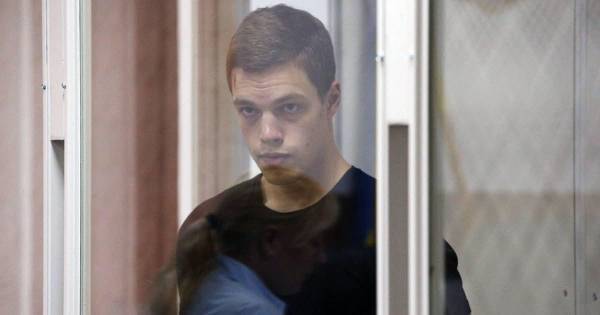 Водій, що збив дитину, в’їхав у заклад харчування у центрі Києва