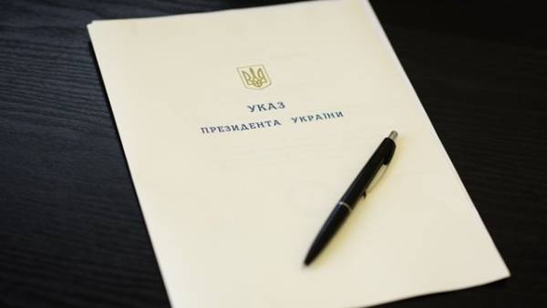 Зеленський ініціює закон про національні святині України