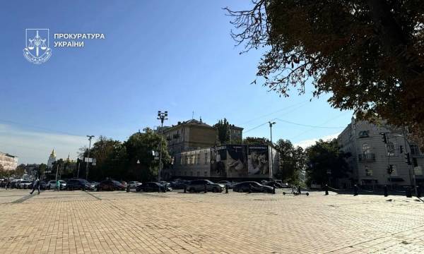 Прокуратура судиться за збереження старішої кам’яниці поблизу Софії Київської