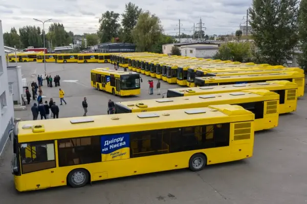 Київ і Дніпро нададуть Одесі сім автобусів для відновлення транспорту