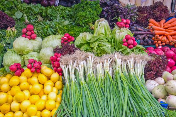 Продуктові ярмарки у Києві: де шукати свіжі продукти на вихідних