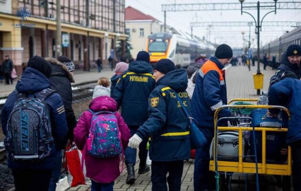Переселенці отримають допомогу ще пів року