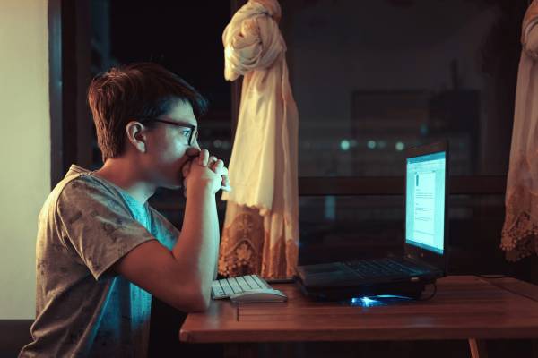 Підлітки, що діляться думками з чатботами, удвічі частіше страждають від емоційних розладів