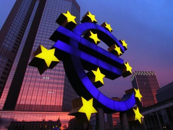 ЄЦБ готує банкам токенізовані гроші для блокчейну