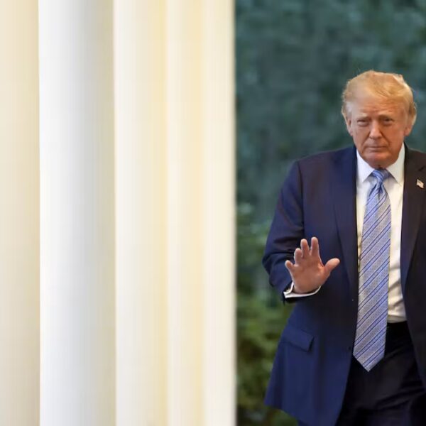 Трамп оголосив про перемогу в Ґренландії, викривши глибоку кризу довіри