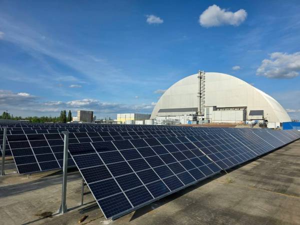На Чорнобильській АЕС запрацювала сонячна електростанція за підтримки партнерів