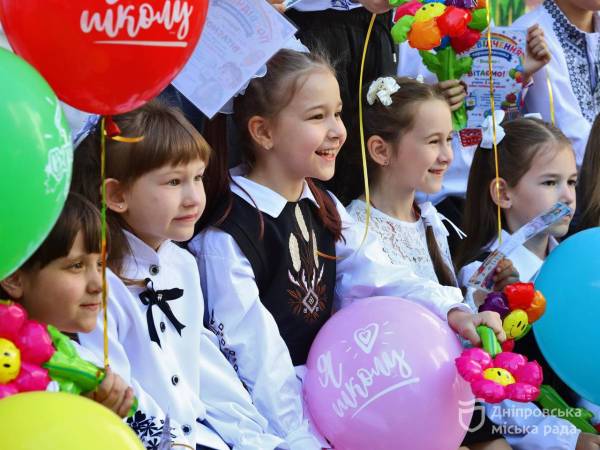 Філатов: Дніпро відзначає старт нового навчального року