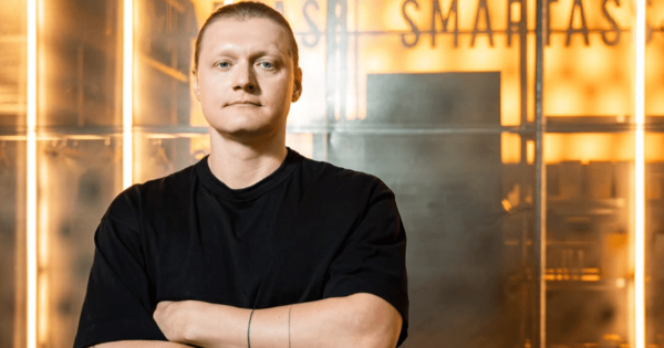 CEO Smartass пішов після скандального допису: хто керуватиме мережею та як врятувати репутацію