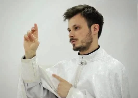 Львівського нападника на священника взяли під варту на Кульпарківській
