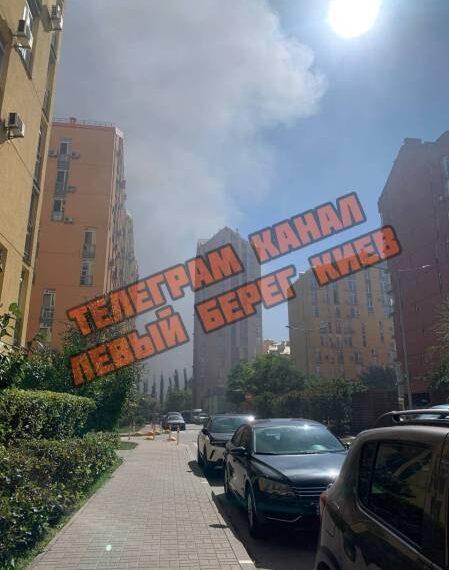 Київ: атака РФ спричинила пожежу на складі в Дніпровському районі, дев’ять постраждалих