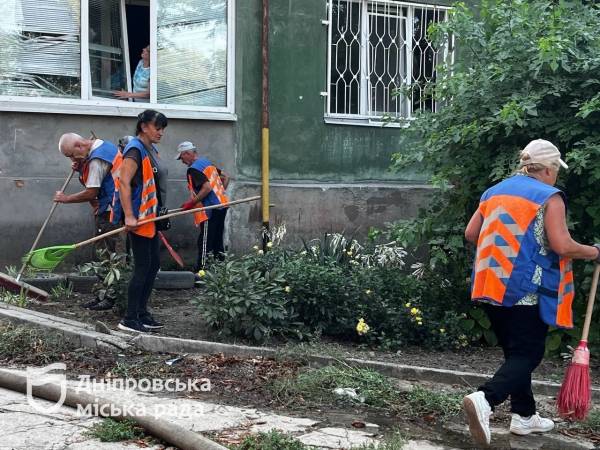 Дніпро оговтується після ворожої атаки 11 вересня: у Новокодацькому районі тривають відновлювальні роботи - 11.09.2026