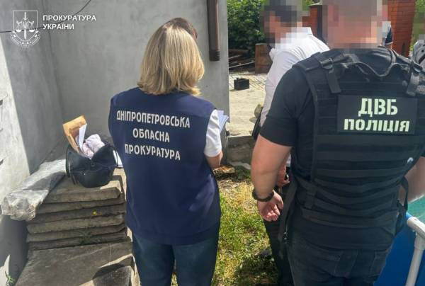 Незаконна вирубка лісу на Дніпропетровщині завдала довкіллю збитків на 10 мільйонів гривень: викрито 8 підозрюваних