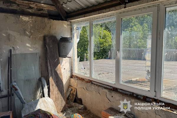 Протягом минулої доби 18-19.09.2026 атаки рф на Дніпропетровщину не припинялися. Внаслідок ворожих обстрілів поранення отримали троє людей