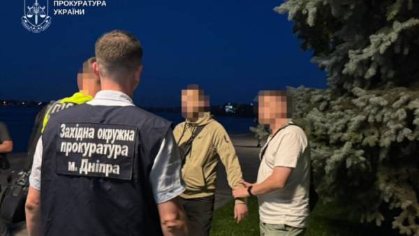У Дніпрі чоловік за $5 тисяч обіцяв організувати незаконний виїзд за кордон - 04.09.2026