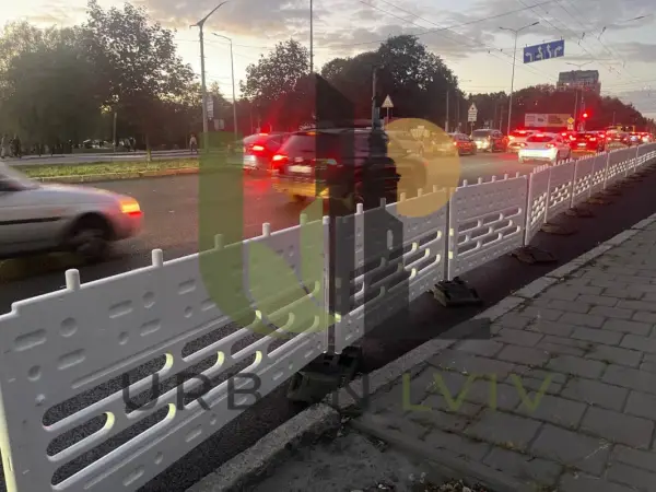 У Львові біля Фабріку облаштують смугу для громадського транспорту