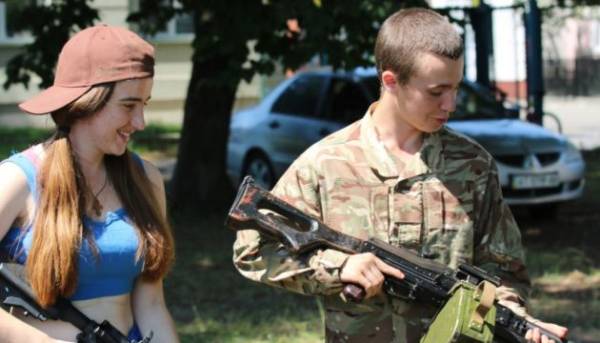 «Азов» проводить вишколи для молоді 15-23 років