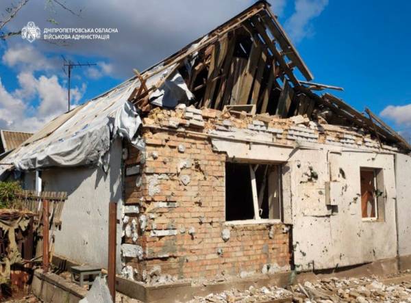 Дніпропетровщину атакували безпілотниками та артилерією майже 30 разів: збитки та пожежі