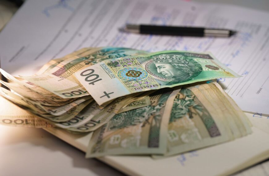 Інфляція в Польщі досягла 15-місячного максимуму, банки прогнозують зростання ставок