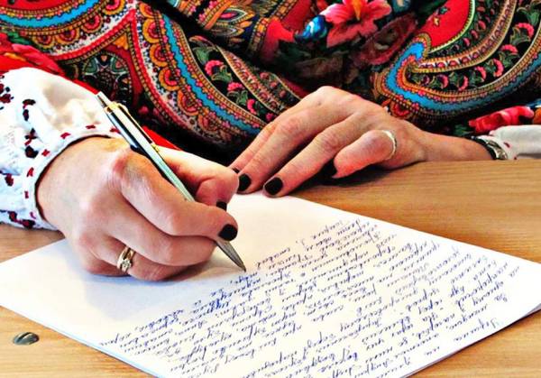 Українці в Італії та на Кіпрі: як писали радіодиктант за кордоном
