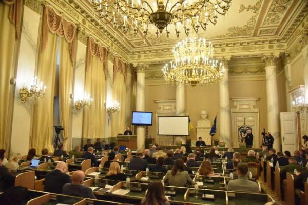 Депутати Львівської облради працюватимуть від вівторка до четверга
